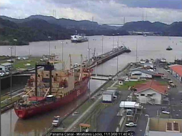 Photos en live des ports dans le monde (webcam) - Page 3 Panama29