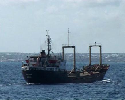 Piraterie au large de la Somalie : Les news... (Partie 1) - Page 6 Pitate10