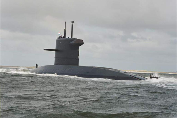 Onderzeeboten - Les sous-marins - Submarines Zee77710
