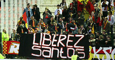 Liberté pour Santos Lens10