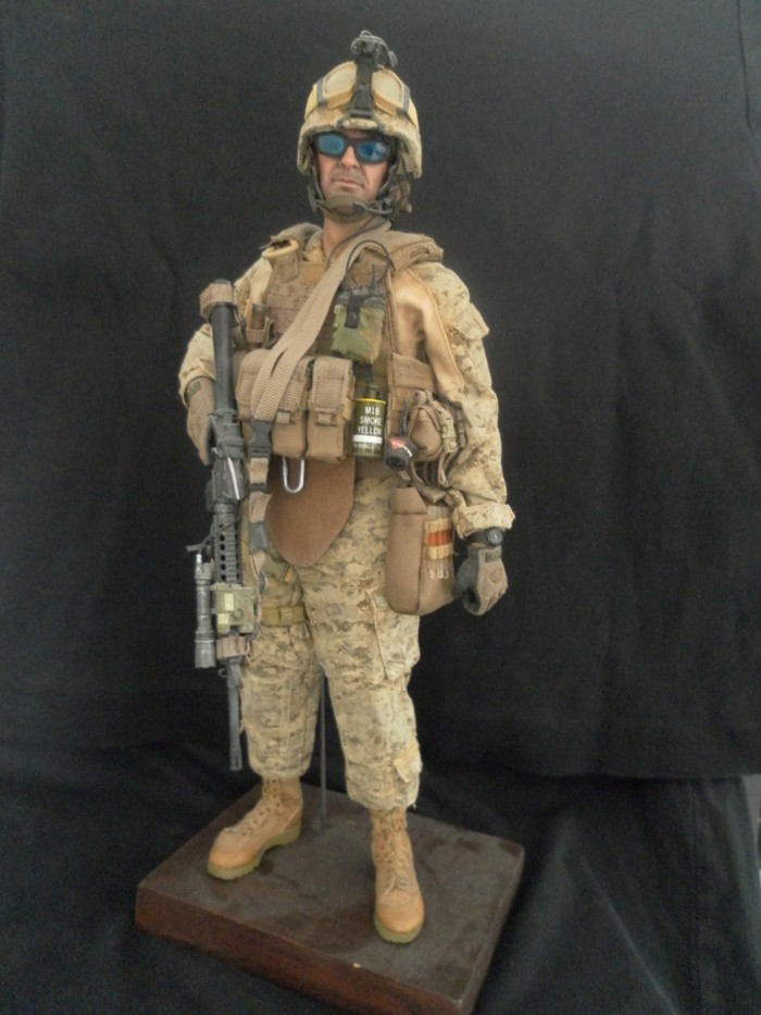 USMC in Afghanistan - Soldier Story modifiée Usmc_i10