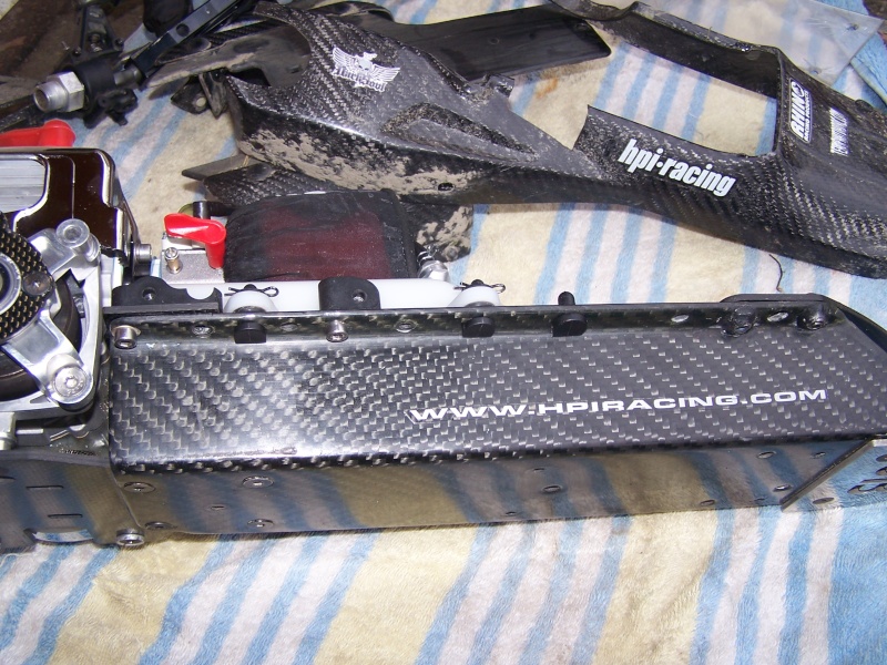 Chassis carbone MMR largescale. 00112