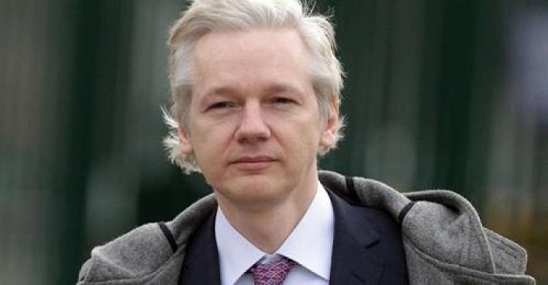Bundestag : Les députés demandent la liberté de Julian Assange Assang10