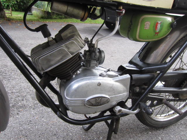 Et hop, une Malanca 4 vitesses 1969 Img_1714