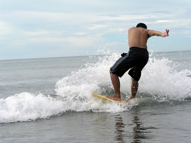 Zambales.. Lahar beach, weekend skim/surf session P1010014