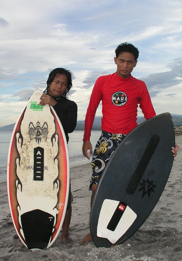 Zambales.. Lahar beach, weekend skim/surf session P1010022