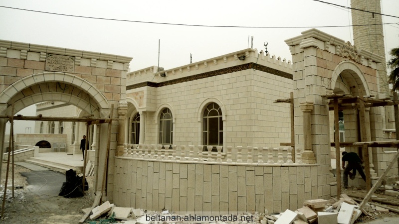 التشطيبات النهائية للسور الخارجي وبوابات مسجد ابو ايوب الانصاري Dsc02750
