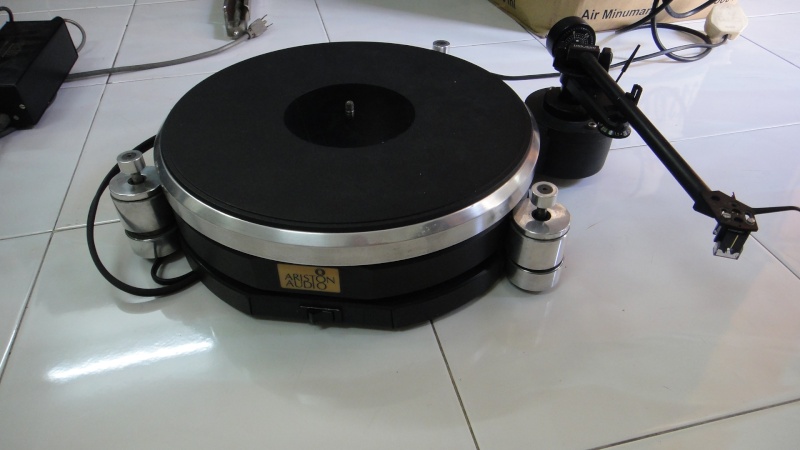 Ariston audio RD 40 turntable (Used)SOLD Dsc03116