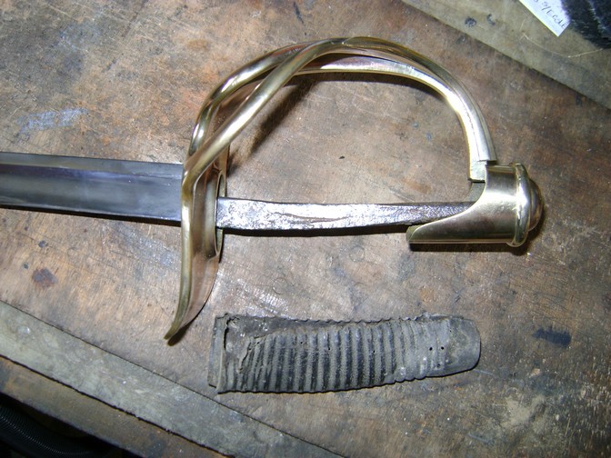 Restauration d'un sabre mle 1822 de cavalerie légère. Dsc08028