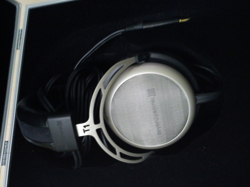 Beyerdynamic T1 Flagship headphone (Used) Img_2010