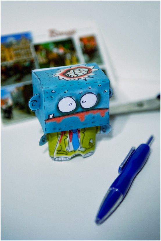 Paper toys (pour le fun !) +2 Ptbd310