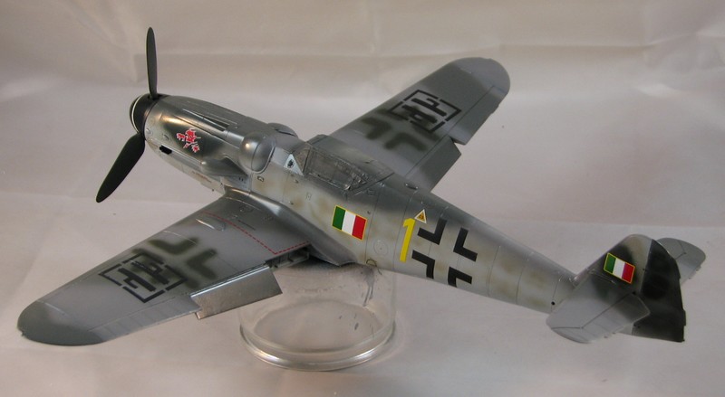 messerschmitt Bf-109 G-14 au 1/32° 00912