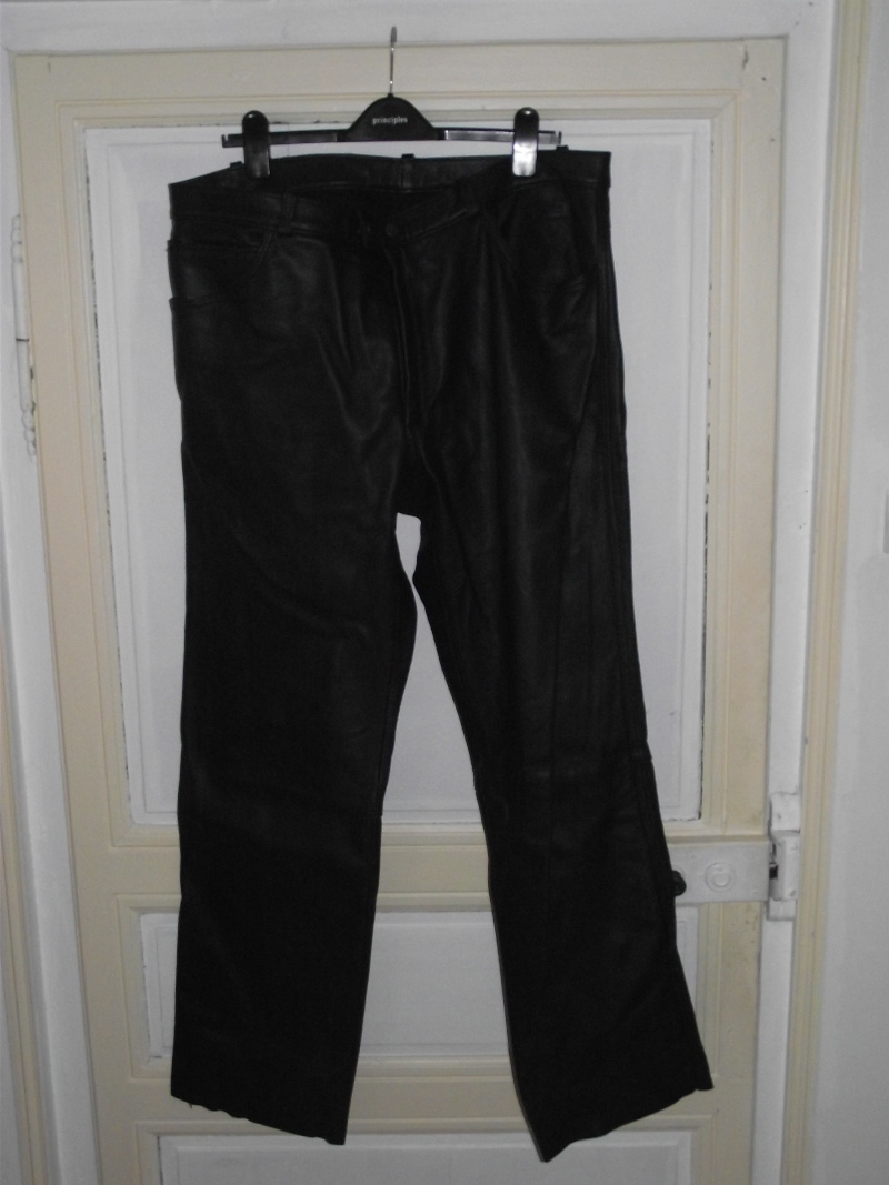 PETITES ANNONCES - pantalon cuir neuf furygan T 50 a vendre Photo_14