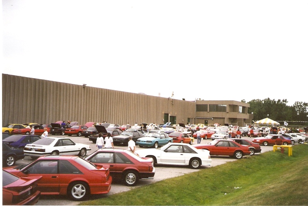 Montréal Mustang dans le temps! 1981 à aujourd'hui (Histoire en photos) - Page 9 1998-100