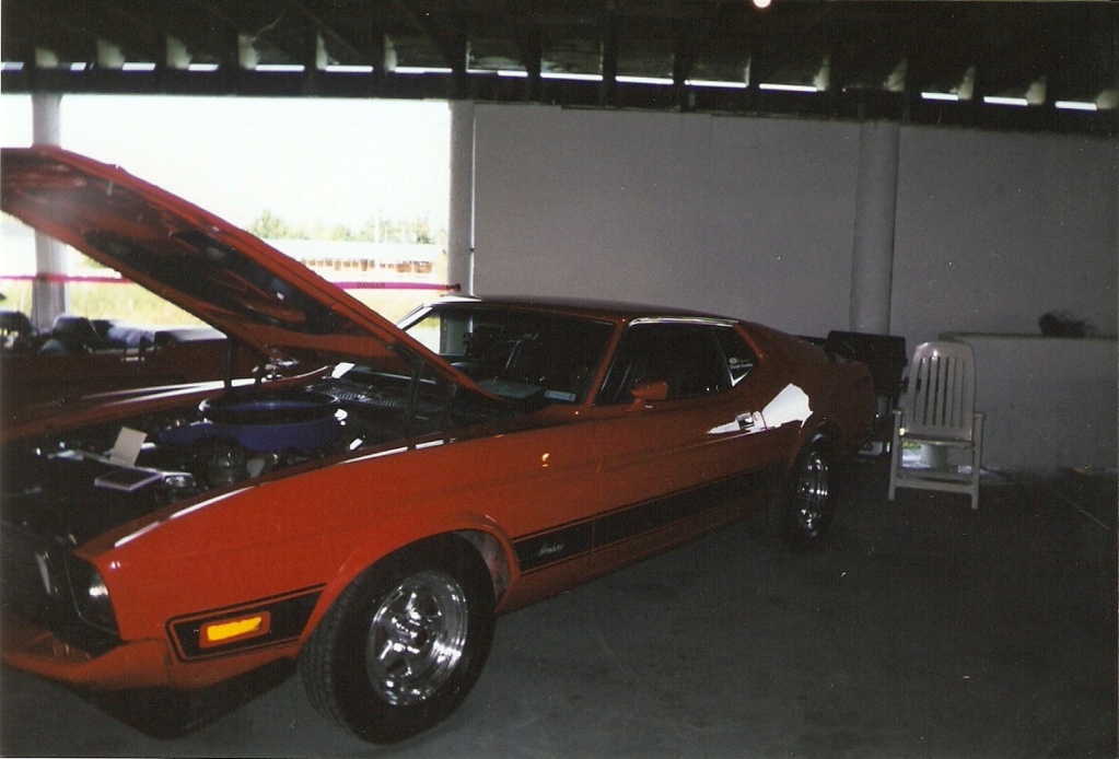 Montréal Mustang dans le temps! 1981 à aujourd'hui (Histoire en photos) - Page 9 1999-085