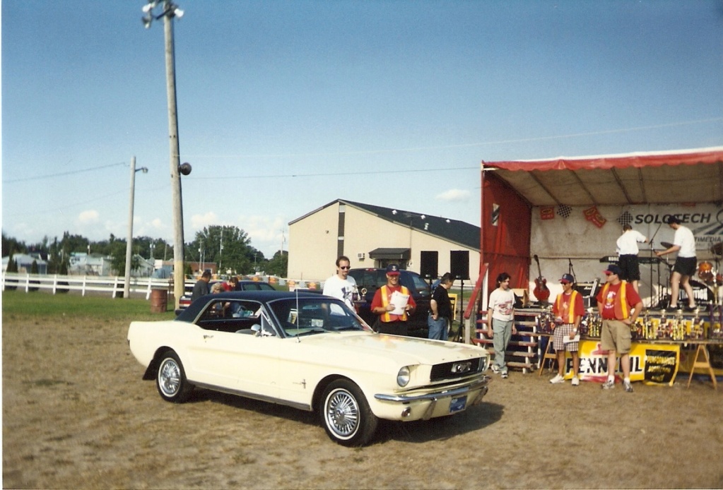 Montréal Mustang dans le temps! 1981 à aujourd'hui (Histoire en photos) - Page 9 1999-095