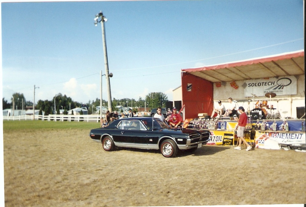 Montréal Mustang dans le temps! 1981 à aujourd'hui (Histoire en photos) - Page 9 1999-129