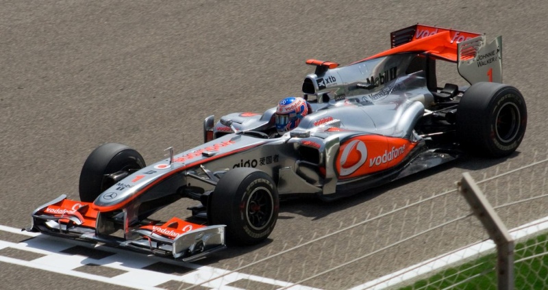 McLaren Mercedes MP 4-25 in 1:24 K1024_18