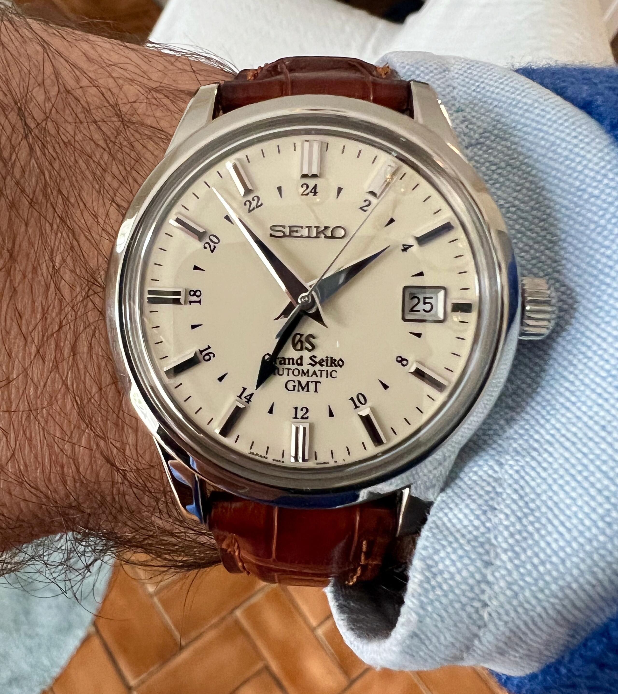 **** La montre du jour ! Vol. 42**** - Page 22 Img_1312