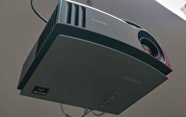 Sony Bravia VPL AW15 projector (Used)-Item Sold Img_2018