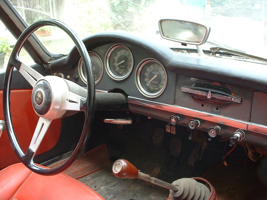 Remise en route Cabriolet 1600 de 1964 de sortie de grange . Dscf0912