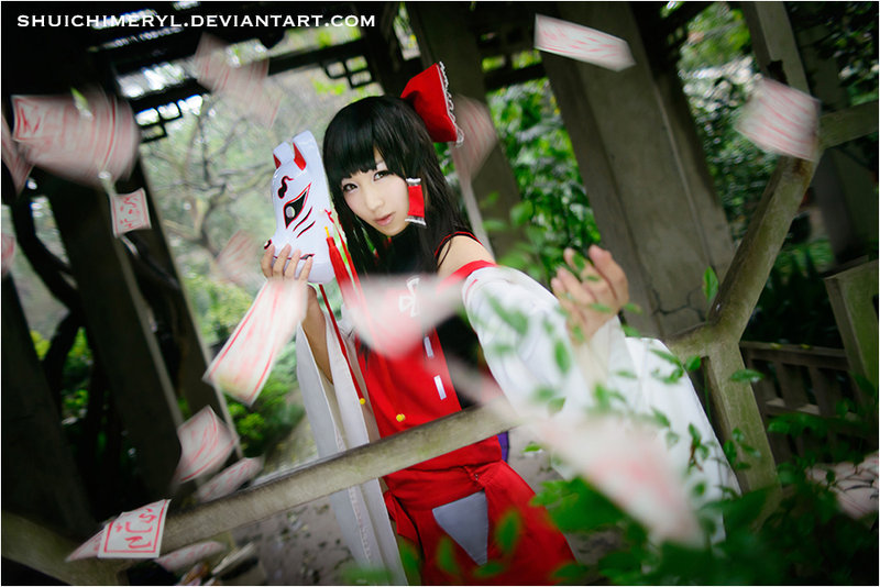 Les Cosplays intéressants  - Page 5 Touhou10