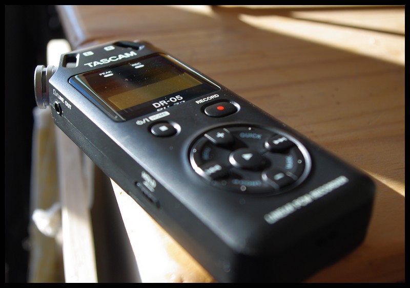 [VDS] Enregistreur Audio Tascam DR05 Tascam10