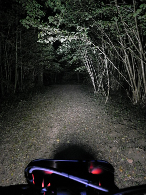 eclairage pour rouler la nuit performant - Page 14 Dscn3616