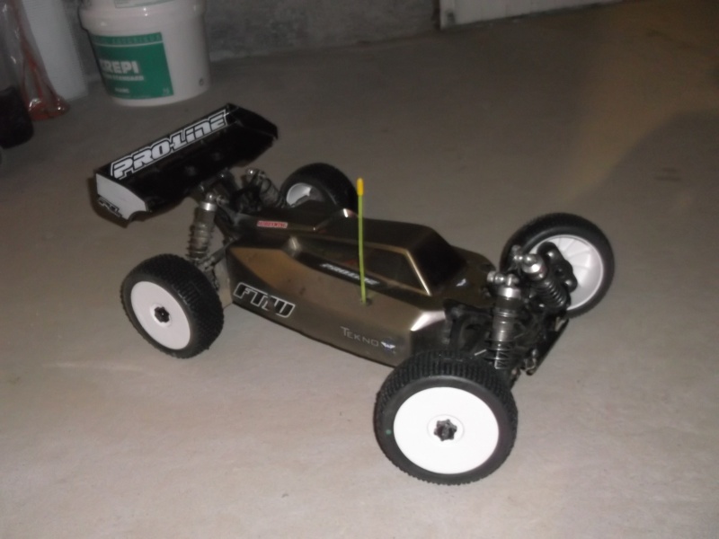 mbx6 tekno rc v4 by mathis Dscf3211