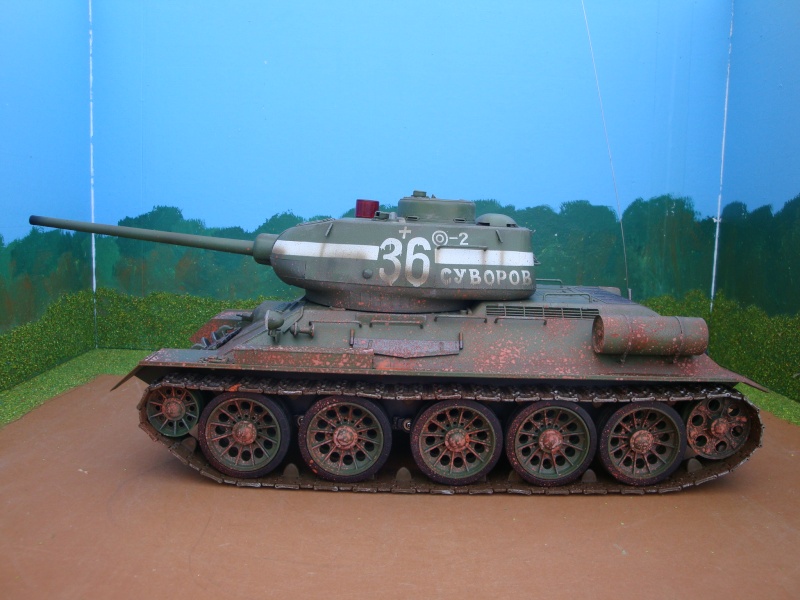 suite T34-85 matorro 1/16 rc Dsc03425