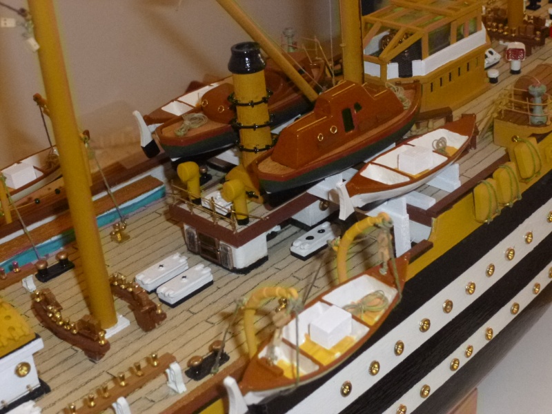 Il mio primo cantiere navale, Amerigo Vespucci, scala 1/100 DeA - Pagina 9 Aaa_0310