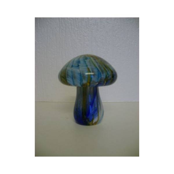 signature sur vase verre irisé : Phoenician Malta Champi10