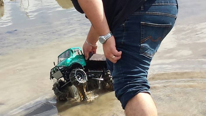 Axial SCX10 kit Dingo - Version Unimog 6x6 flatbed Pat310