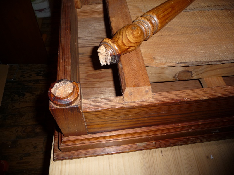 [réparation] pied de table