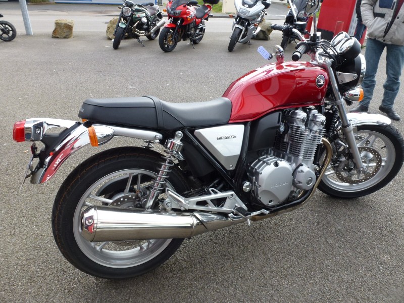 Essai: Honda 1100 CB P1010611