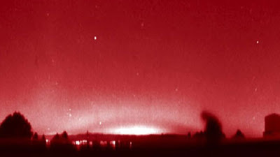 Un arc lumineux rouge aperçu dans toute l'Europe... Signe céleste? Red-ar10