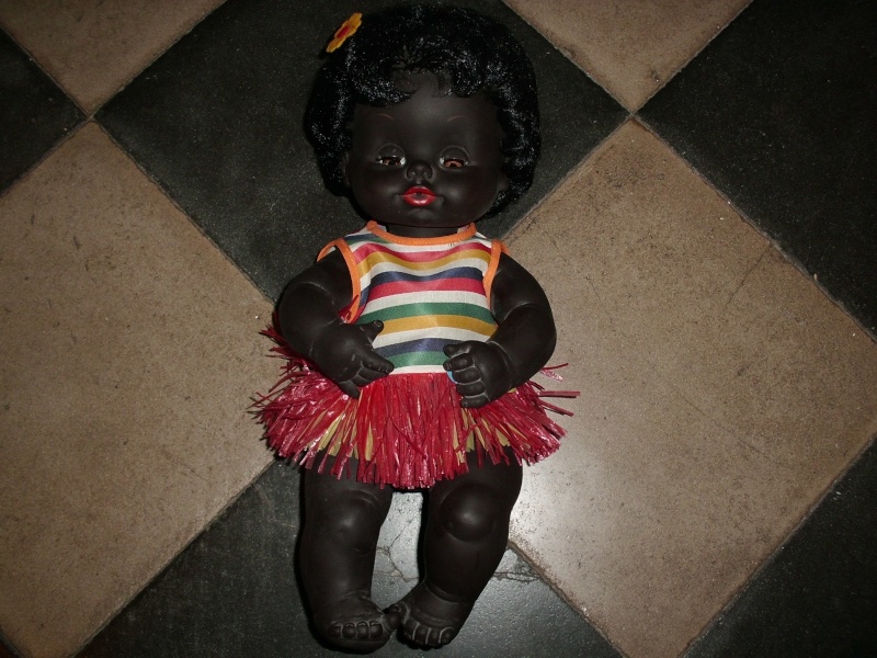 BAMBOLA - BAMBOLA VINTAGE NERA HAWAII ANNI '70 - '80 MIGLIORATI MADE IN ITALY doll Foto_115