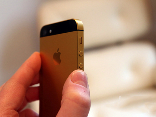 iPhone 5S باللون الذهبي وسعة 128 جيجابايت ؟ Iphone10