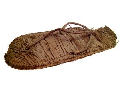 Historique] chaussures : Antiquité et Moyen-âge