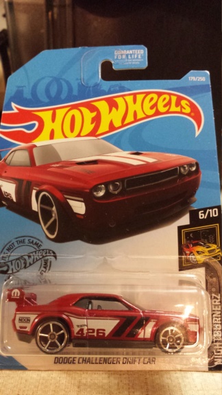 1:64 scale Diecast (Hot Wheels) - Page 3 Dodge_16