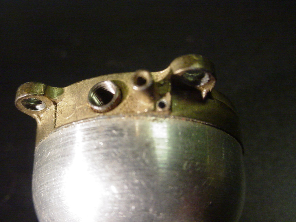 Back plate with only one fill tube? Dsc04314