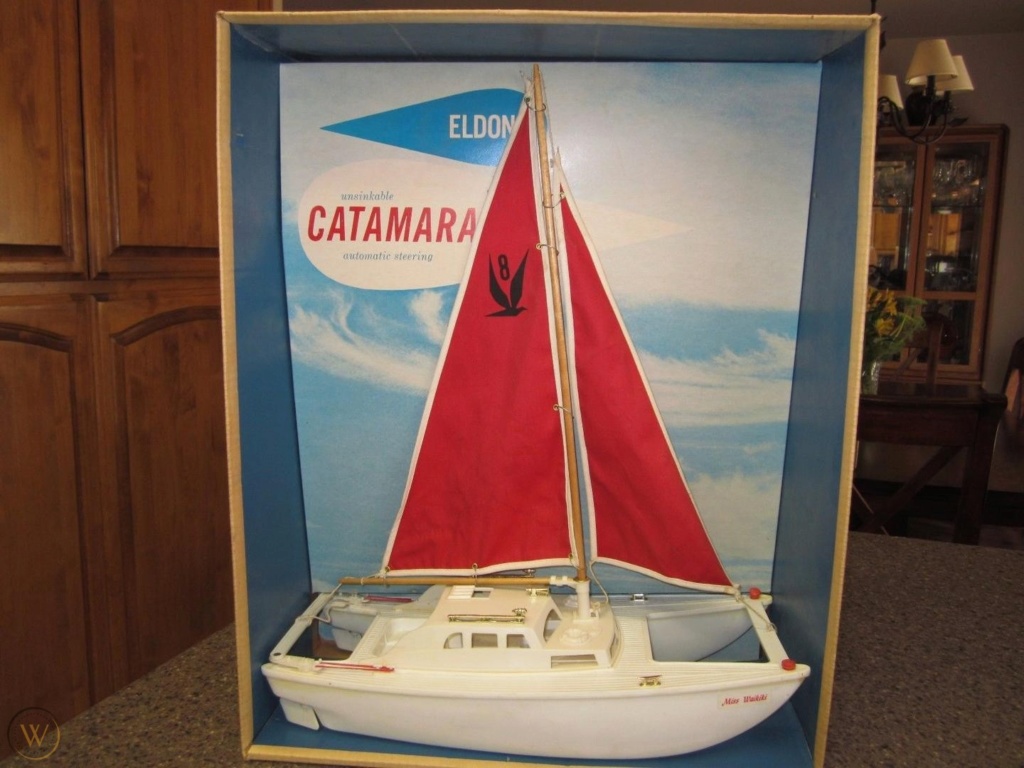 catamaran toy