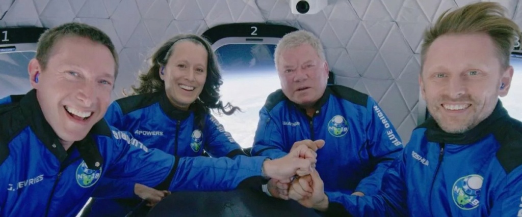 « Je n’ai vu que la mort » : William Shatner a été traumatisé par son voyage dans l’espace  P17