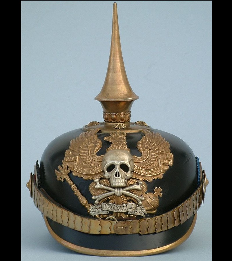 Le casque à pointe ou Pickelhaube Sans2687