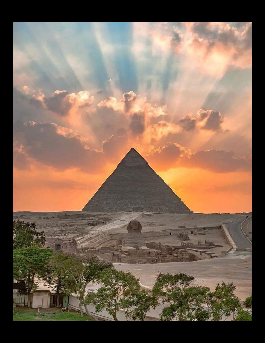 On entend toujours que la pyramide est l'une des sept merveilles du monde . Sans7247
