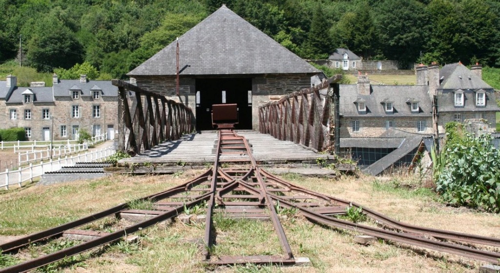 Les forges des Salles, fleuron industriel Sans_581