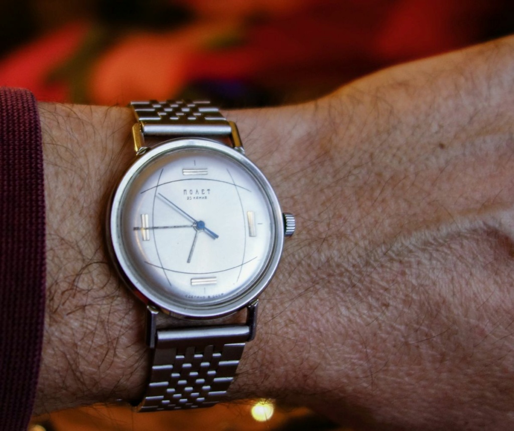vintage - La montre russe du jour  - Page 30 Dsc04216