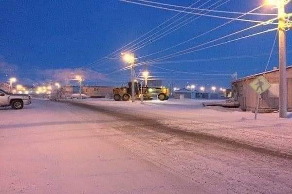 Hoy inicia la noche polar en Barrow, Alaska Fb_i1620