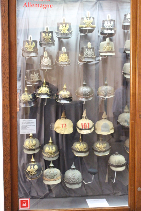Les pointus du Musée Royal de l'Armée à Bruxelles Img_5210