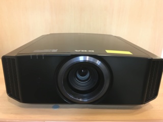 Sold - JVC D-ILA X5000BE 4k projector (Used) D8e68310
